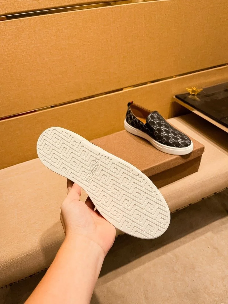 Refined Gucci Low Shoes 25656