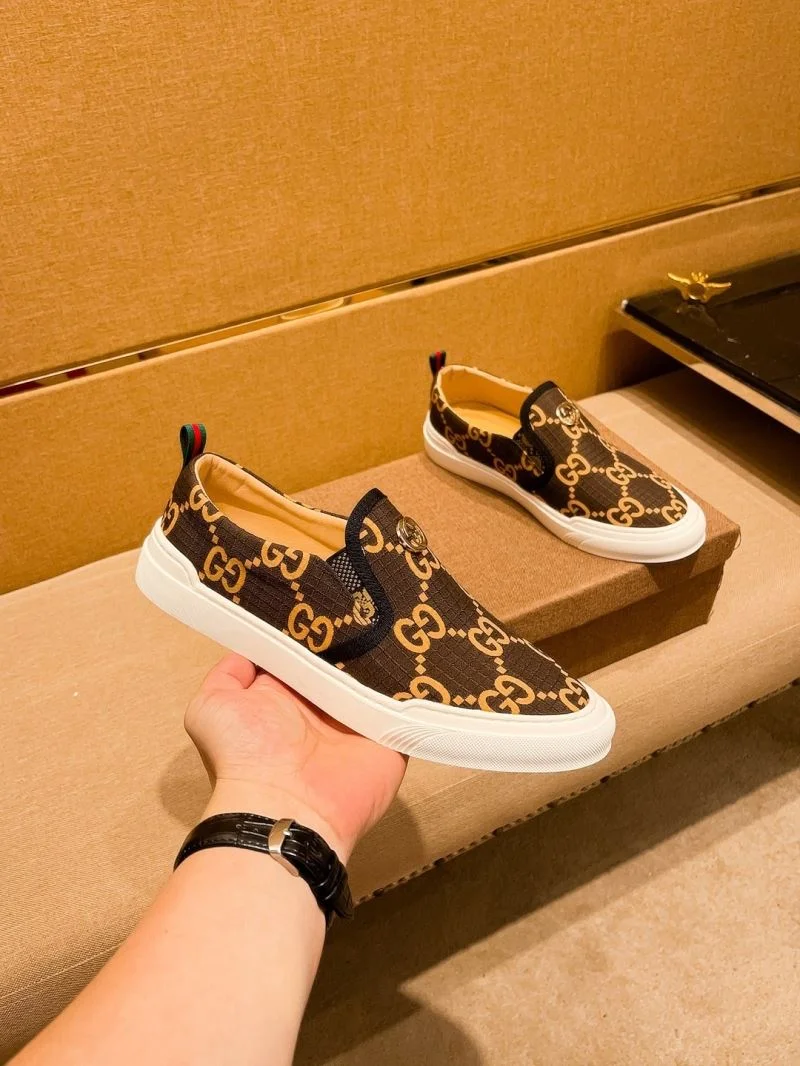 Gucci Low Shoes Contemporary 25609