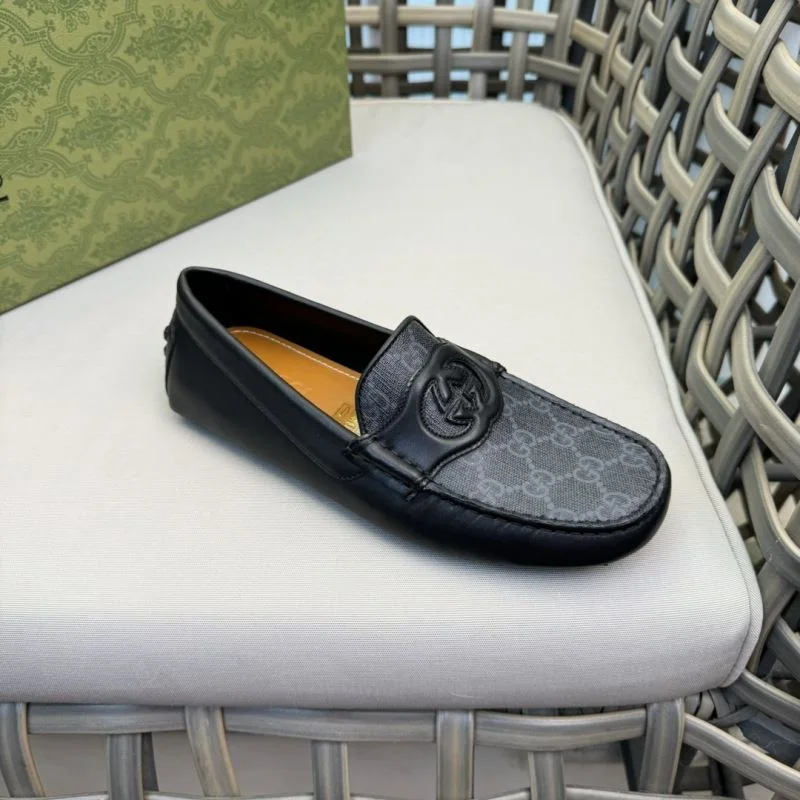 Modern Gucci Low Shoes 25645