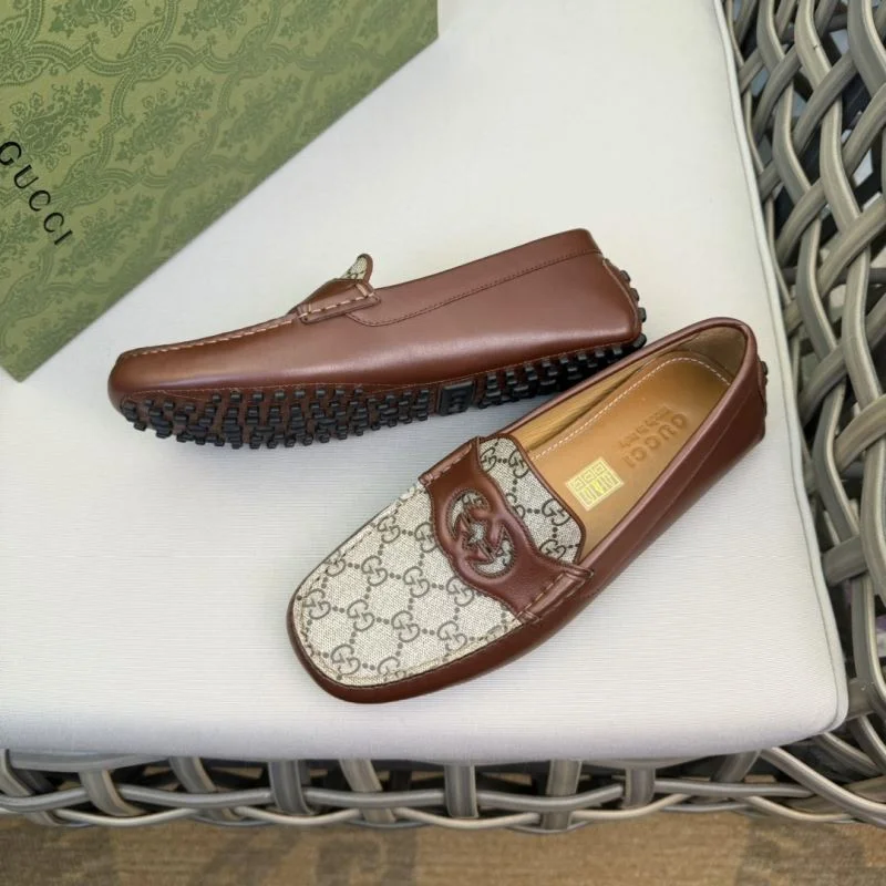 Gucci Low Shoes WellDesigned 25605