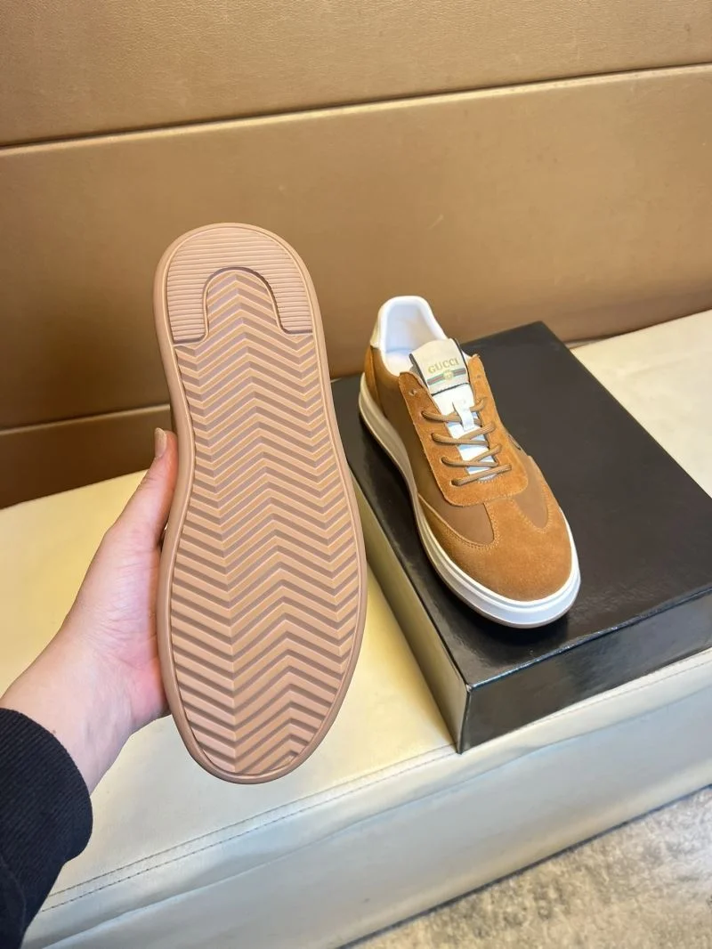 Gucci Low Shoes Practical 25641
