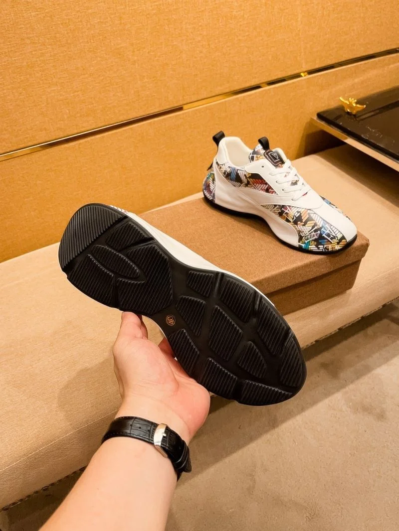 Gucci Low Shoes Premium 25599