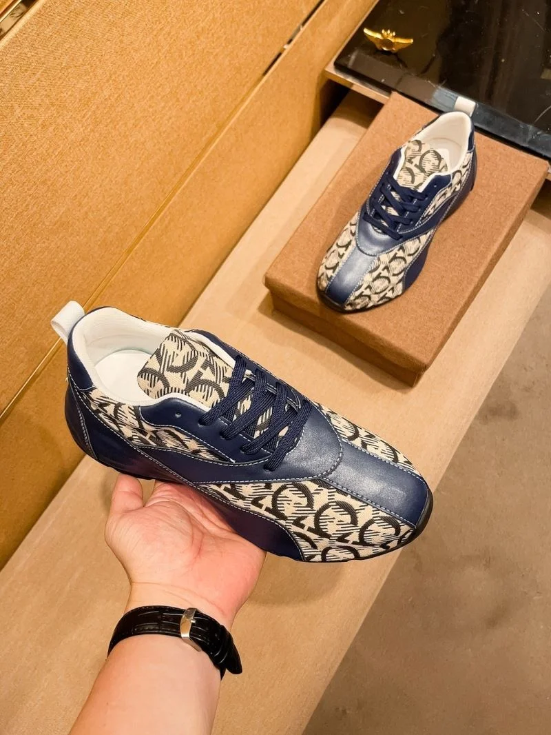 Gucci Low Shoes Casual 25591
