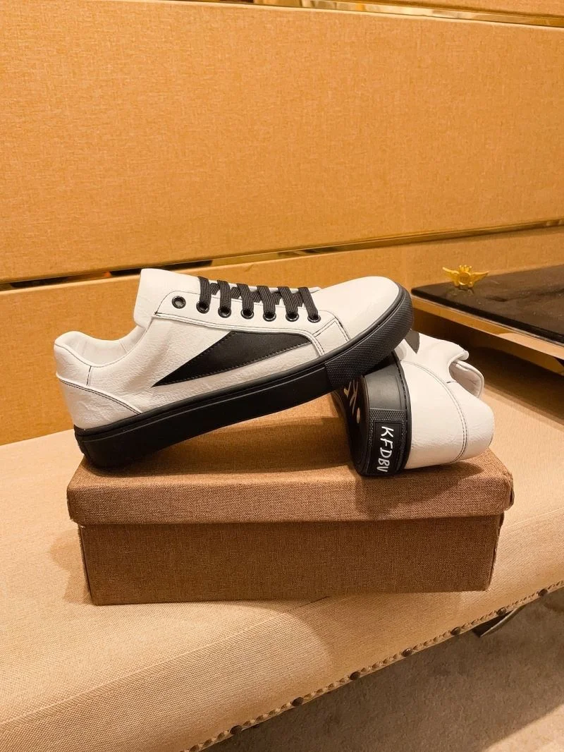 AllSeason Gucci Low Shoes 25623