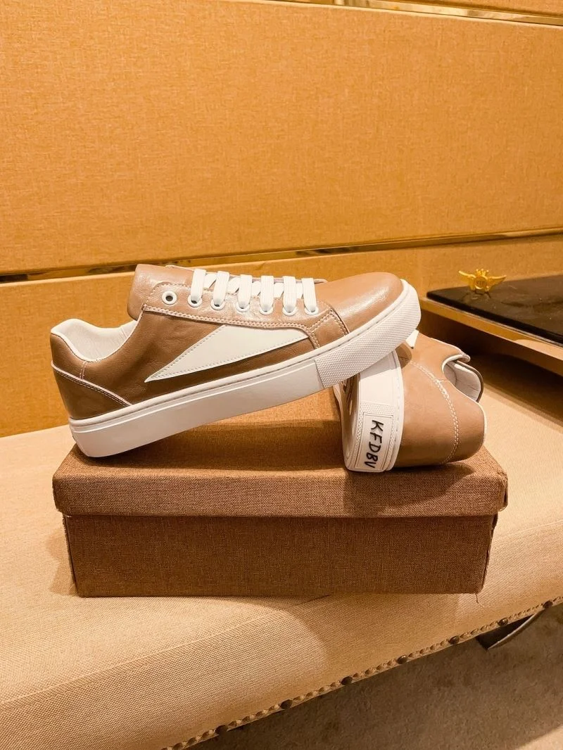 TechFriendly Gucci Low Shoes 25630