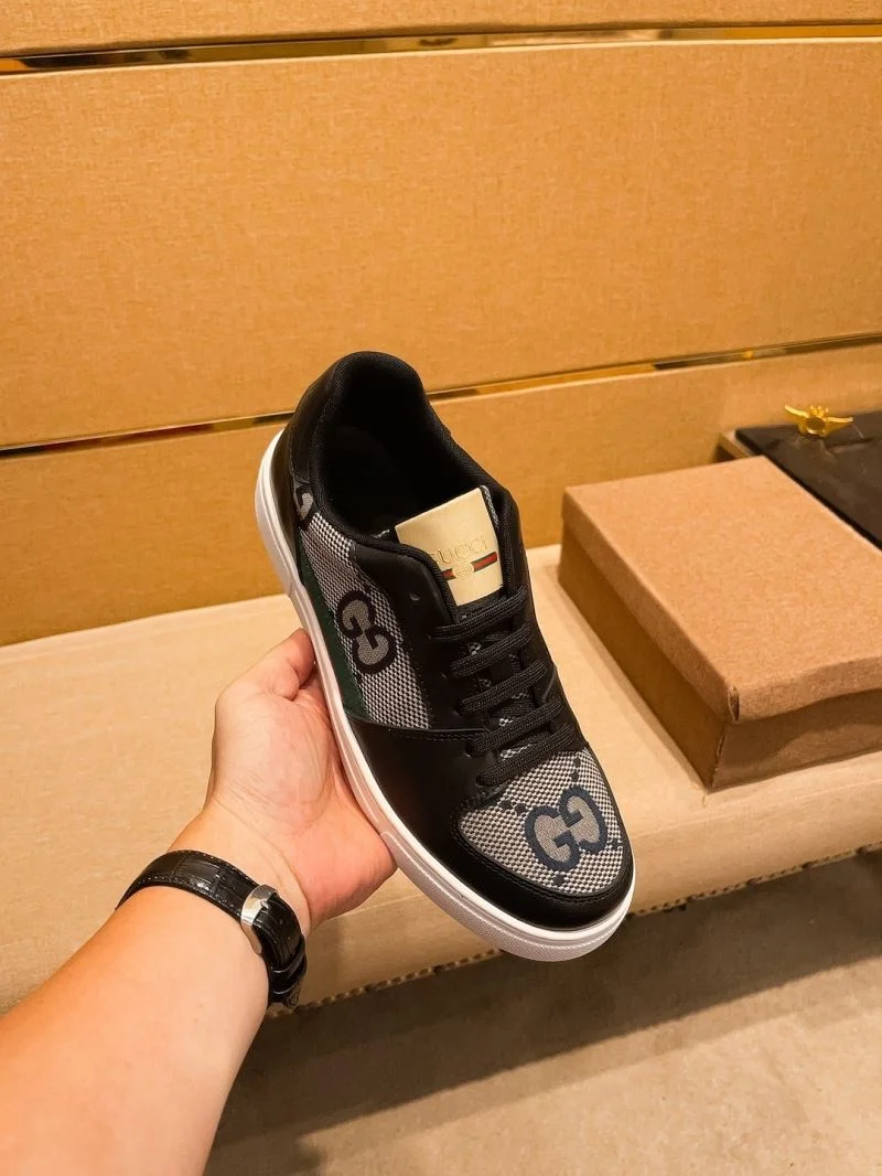 Gucci Low Shoes SunProtective 25589