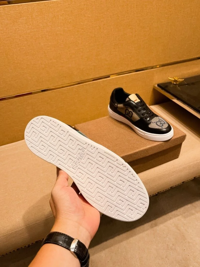 Gucci Low Shoes SunProtective 25589