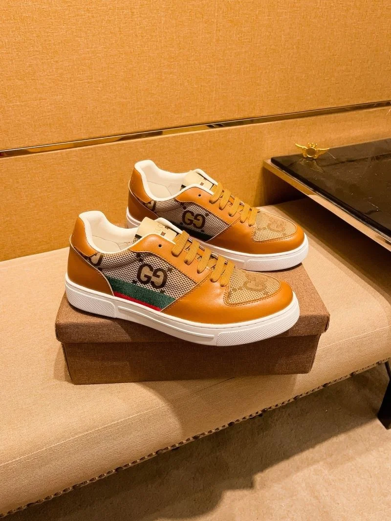 Gucci Low Shoes Packable 25583