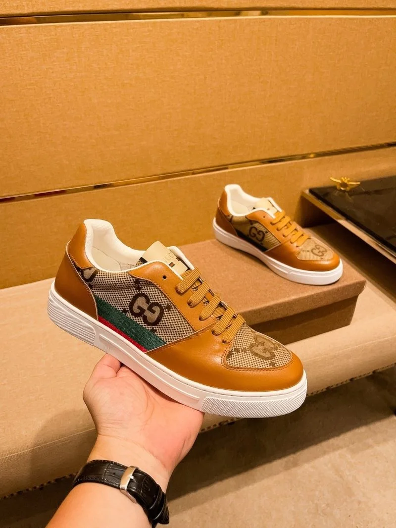 Gucci Low Shoes Packable 25583