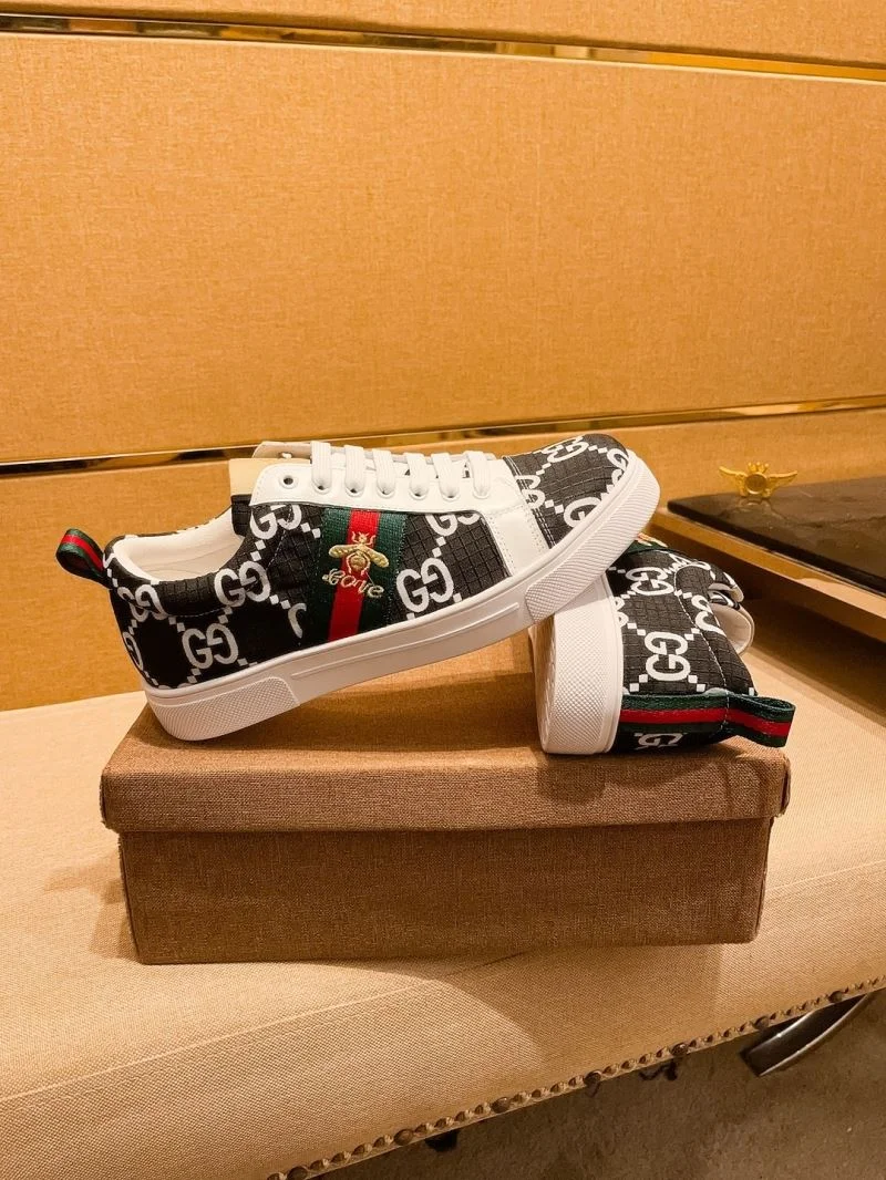 Gucci Low Shoes Modern 25588