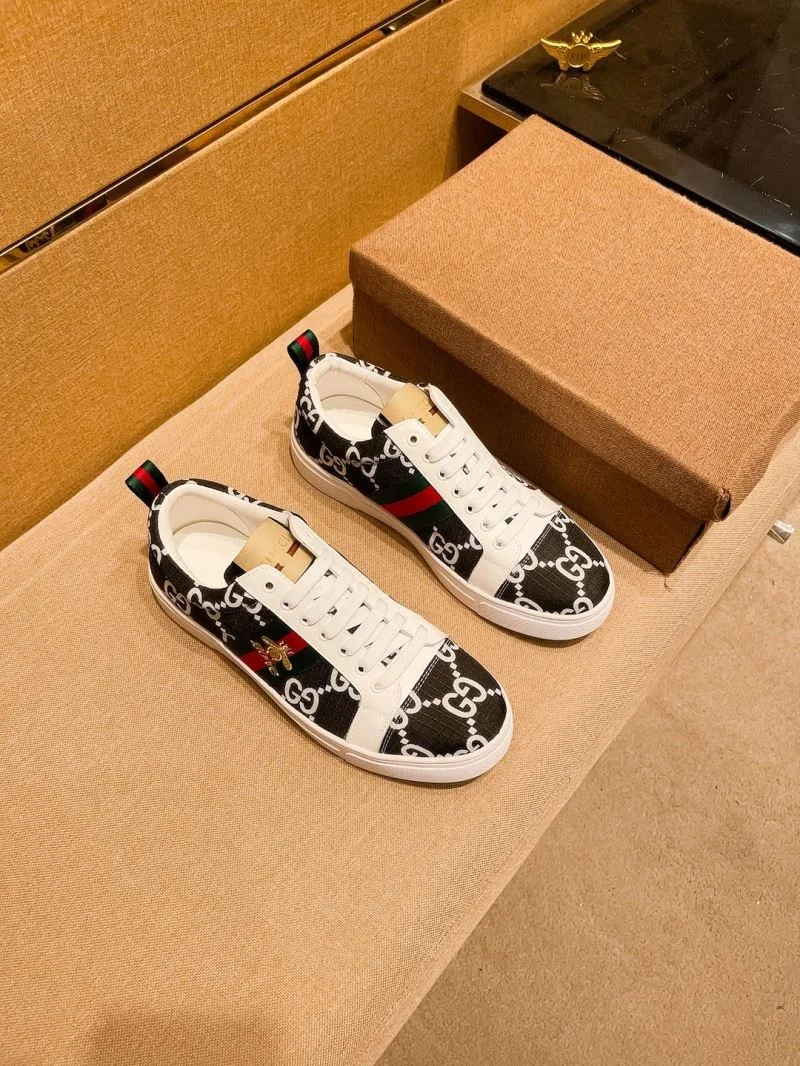 Gucci Low Shoes Modern 25588