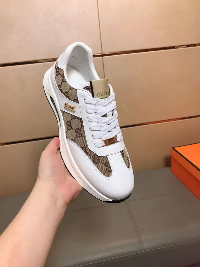 Compact Gucci Low Shoes 25566