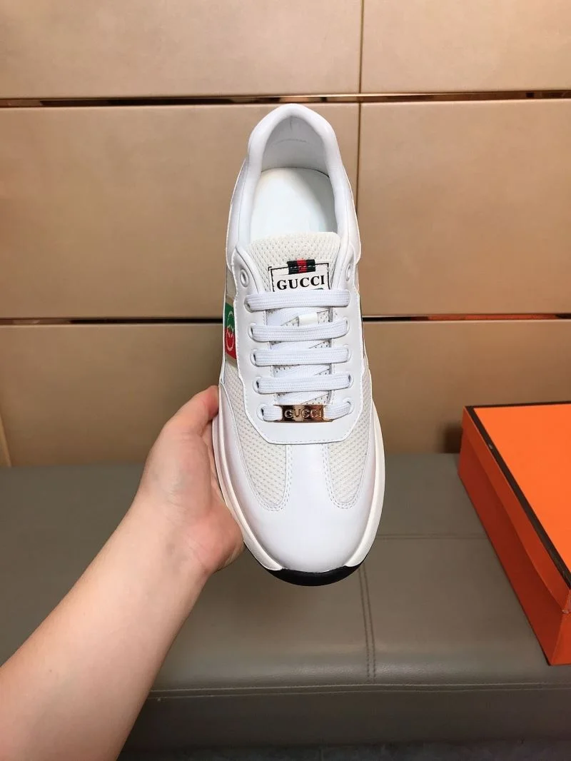 SmoothTexture Gucci Low Shoes 25565