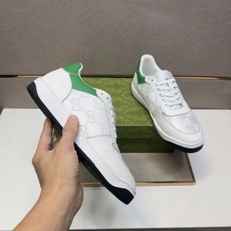 Gucci Low Shoes Breathable 25581