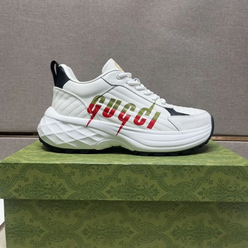 Lightweight Gucci Low Shoes 25574