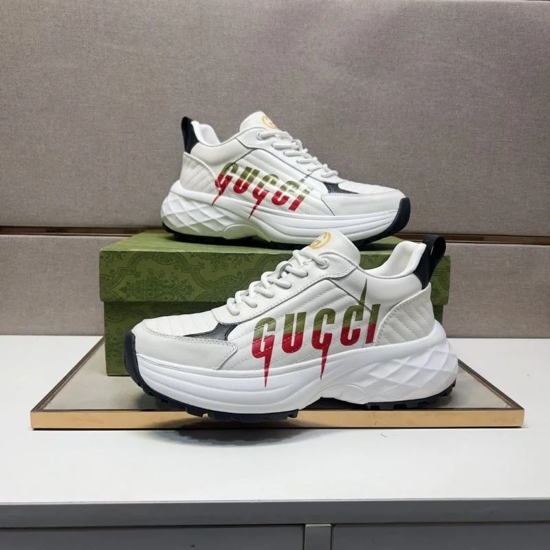 Lightweight Gucci Low Shoes 25574