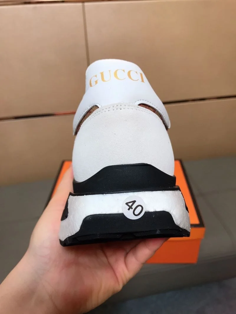 Gucci Low Shoes Breathable 25560