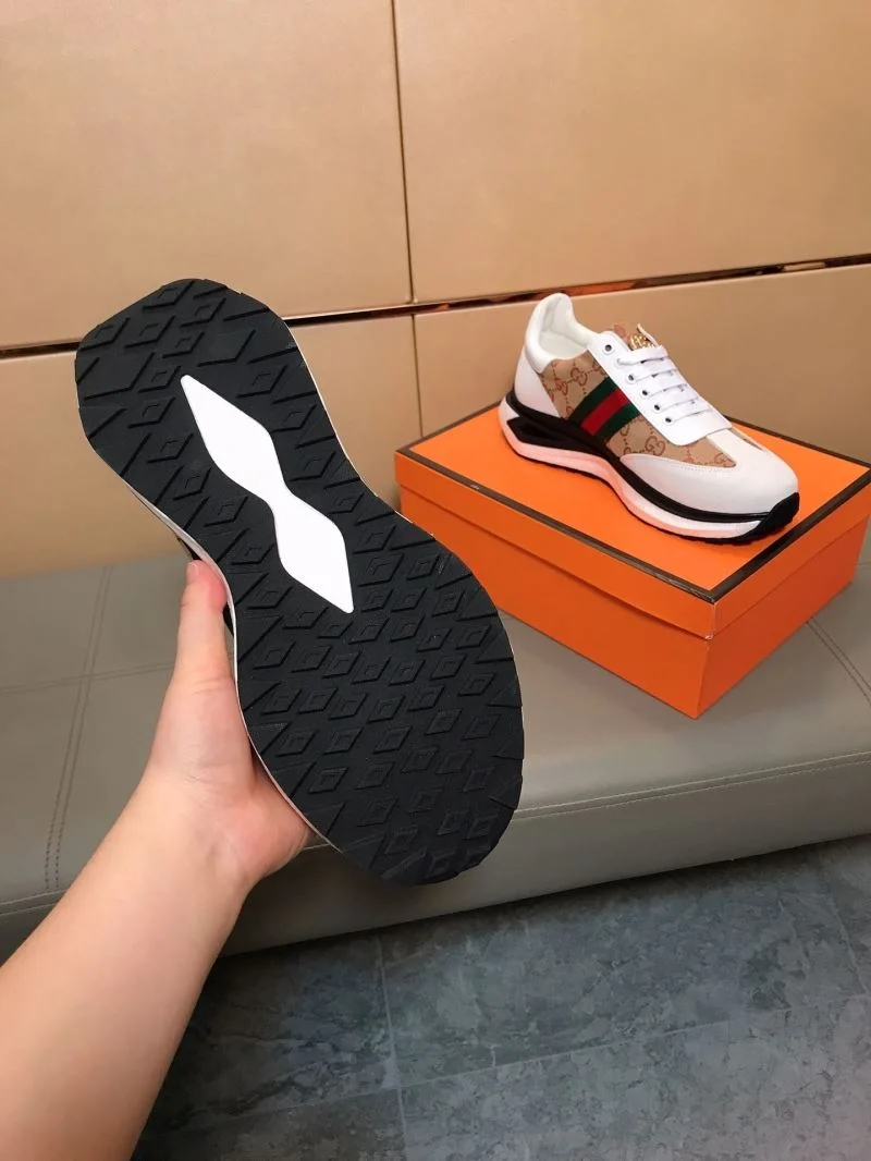 Gucci Low Shoes Breathable 25560