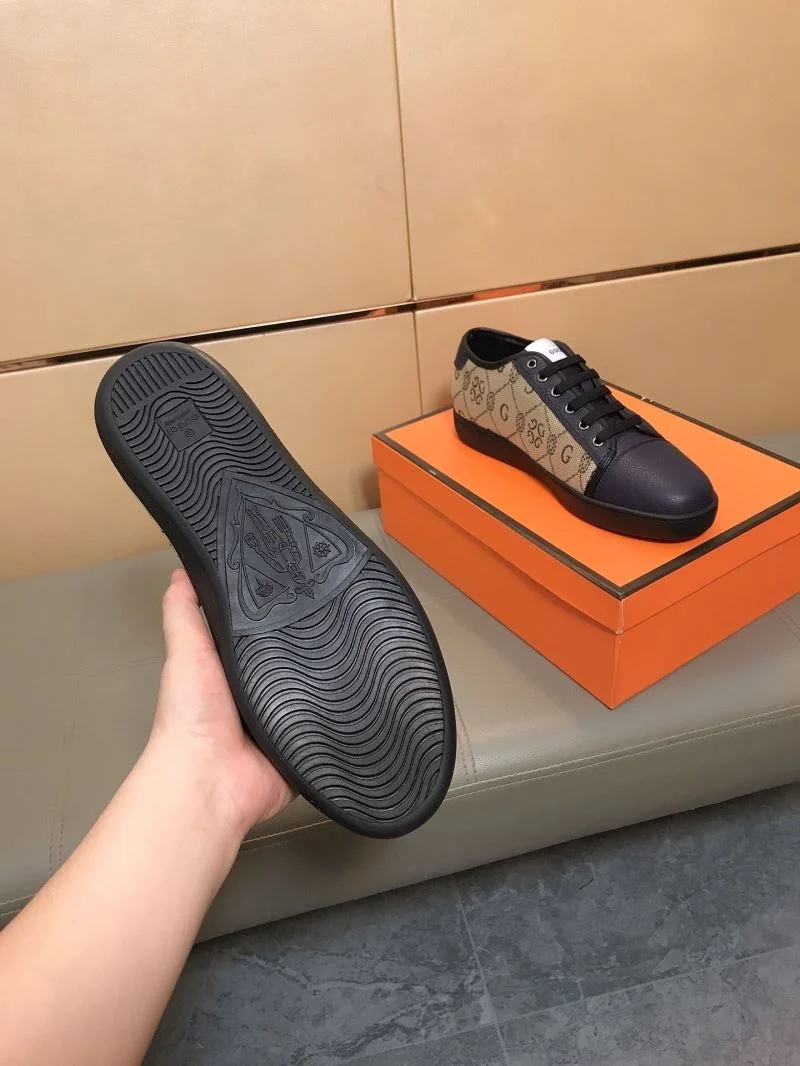 Tailored Gucci Low Shoes 25561