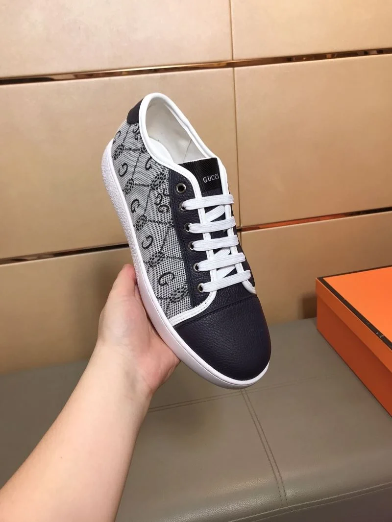 Effortless Gucci Low Shoes 25571