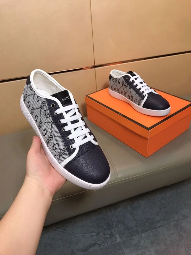 Effortless Gucci Low Shoes 25571