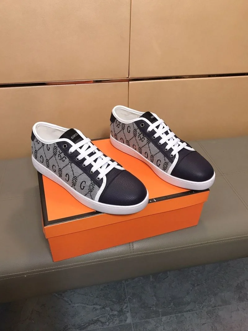 Effortless Gucci Low Shoes 25571