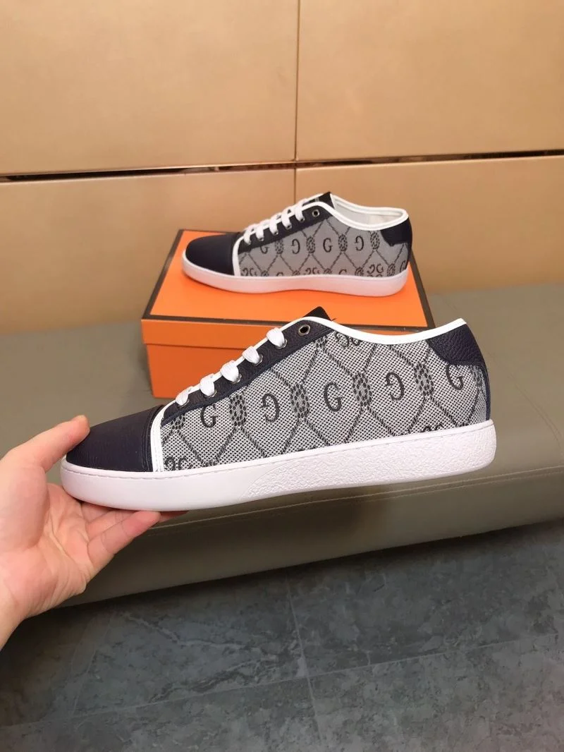Effortless Gucci Low Shoes 25571