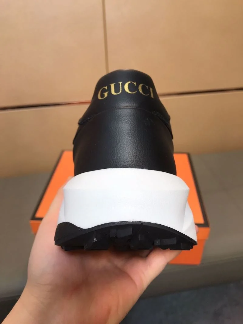 Gucci Low Shoes Resilient 25555