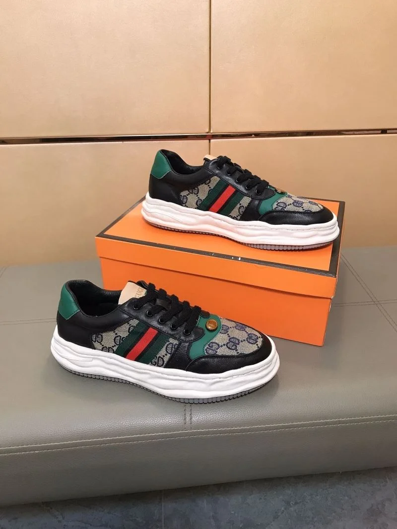 Sporty Gucci Low Shoes 25557