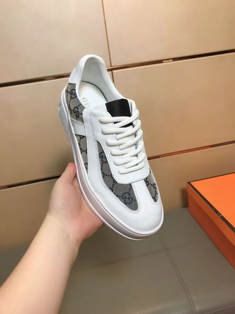 Gucci Low Shoes Bold 25563