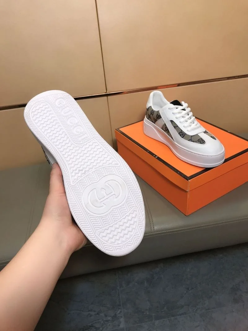 Gucci Low Shoes Bold 25563