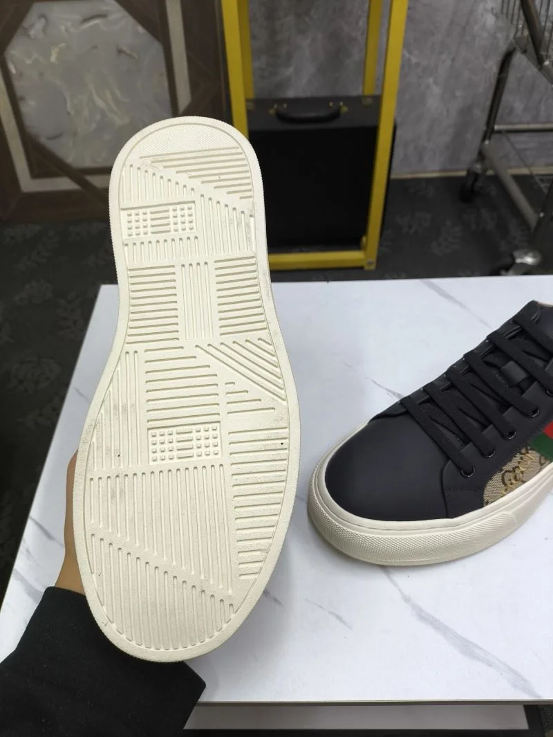 Gucci Low Shoes Versatile 25556