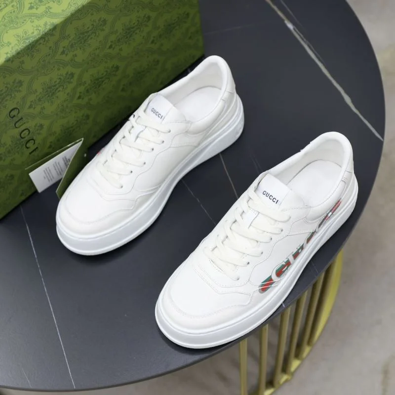 Gucci Low Shoes Compact 25546