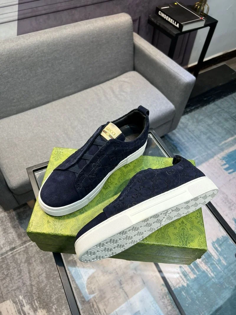 Gucci Low Shoes Functional 25529