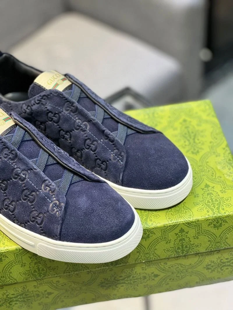 Gucci Low Shoes Functional 25529