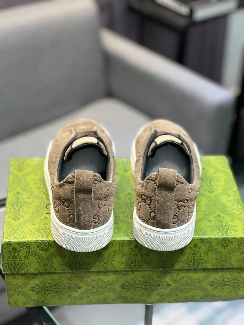 Chic Gucci Low Shoes 25531