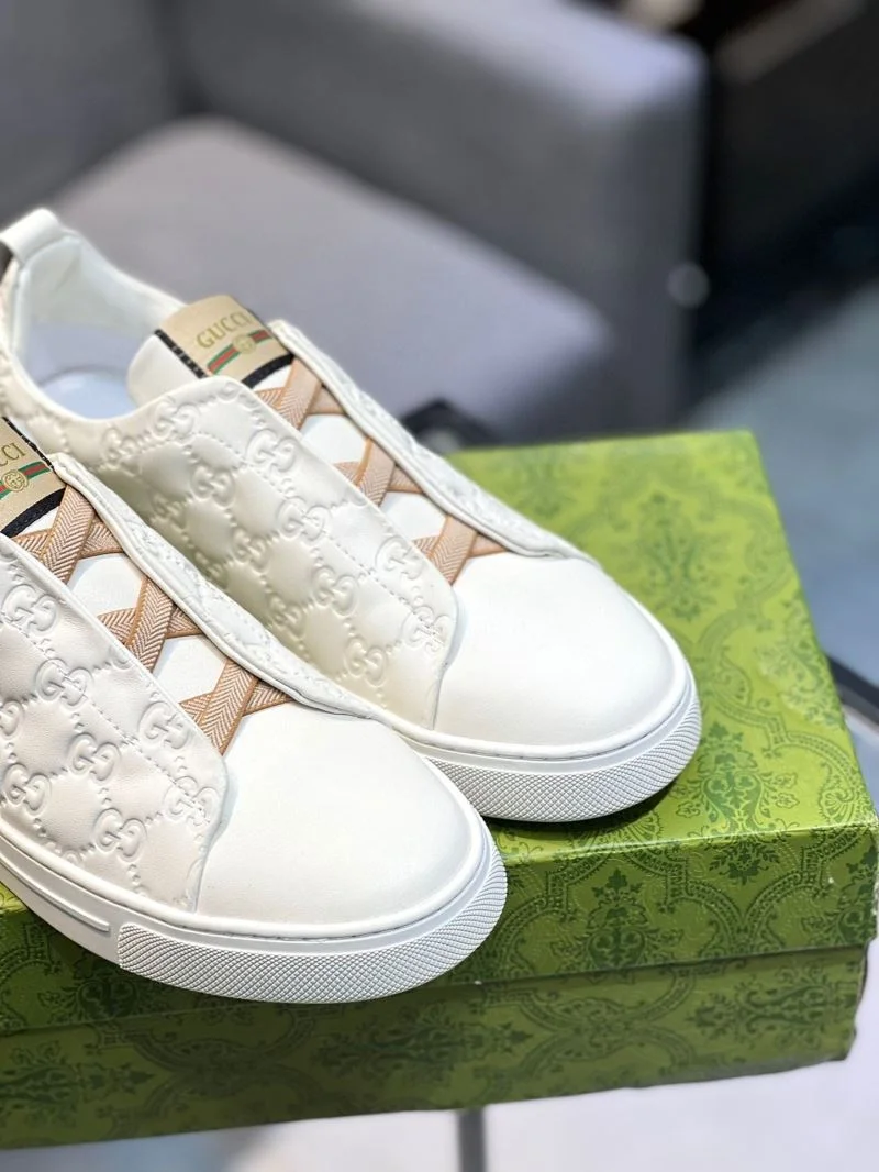 Gucci Low Shoes SoftTouch 25528
