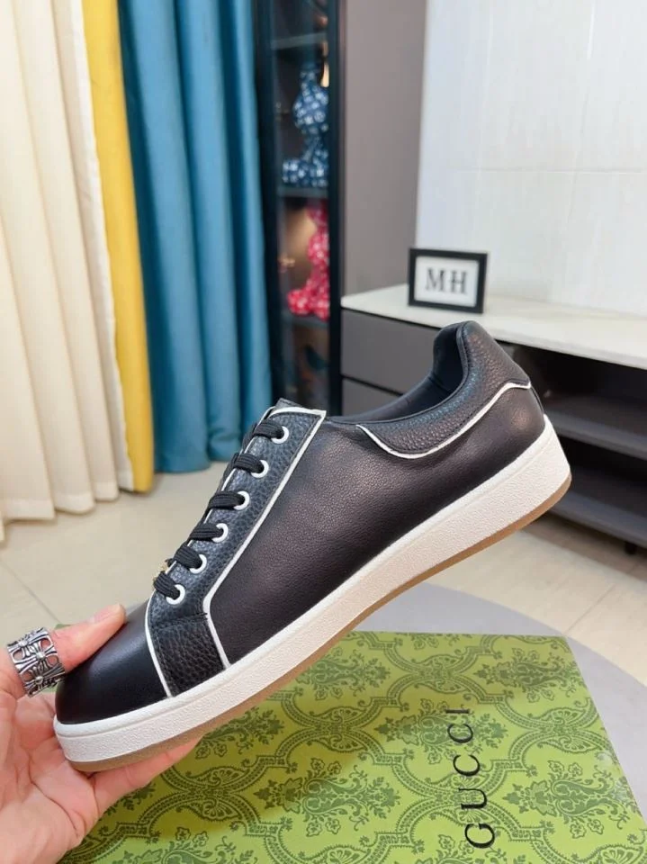 Gucci Low Shoes Functional 25577