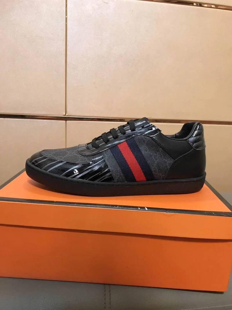 Compact Gucci Low Shoes 25518