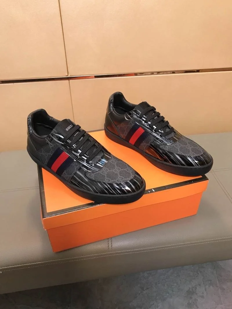 Compact Gucci Low Shoes 25518