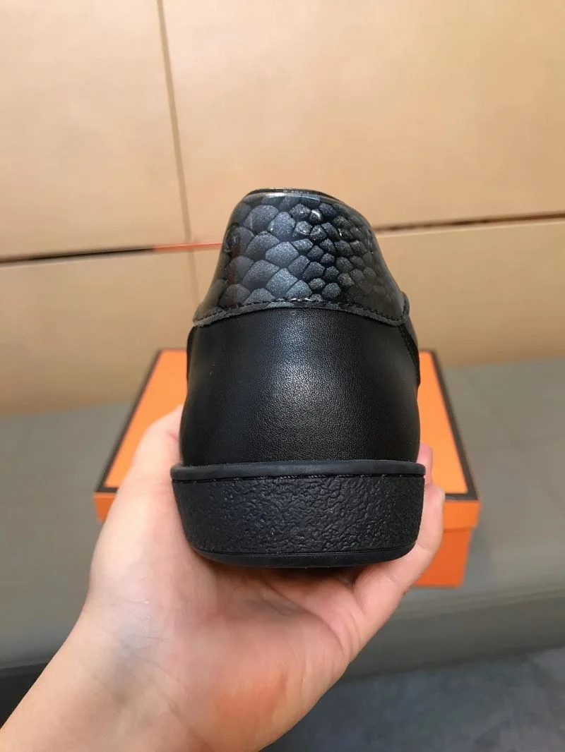 Compact Gucci Low Shoes 25518