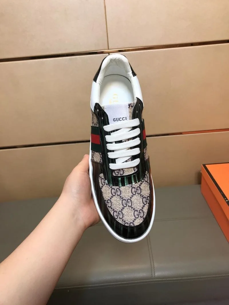Gucci Low Shoes TimelessDesign 25521