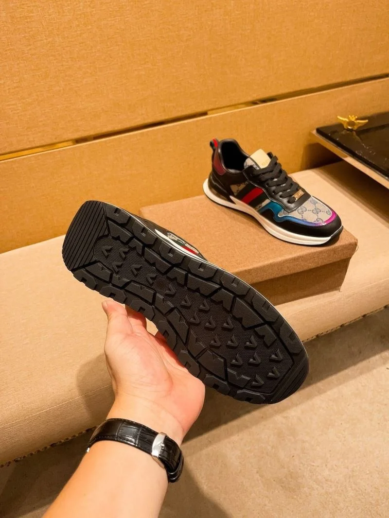 Gucci Low Shoes Sporty 25540