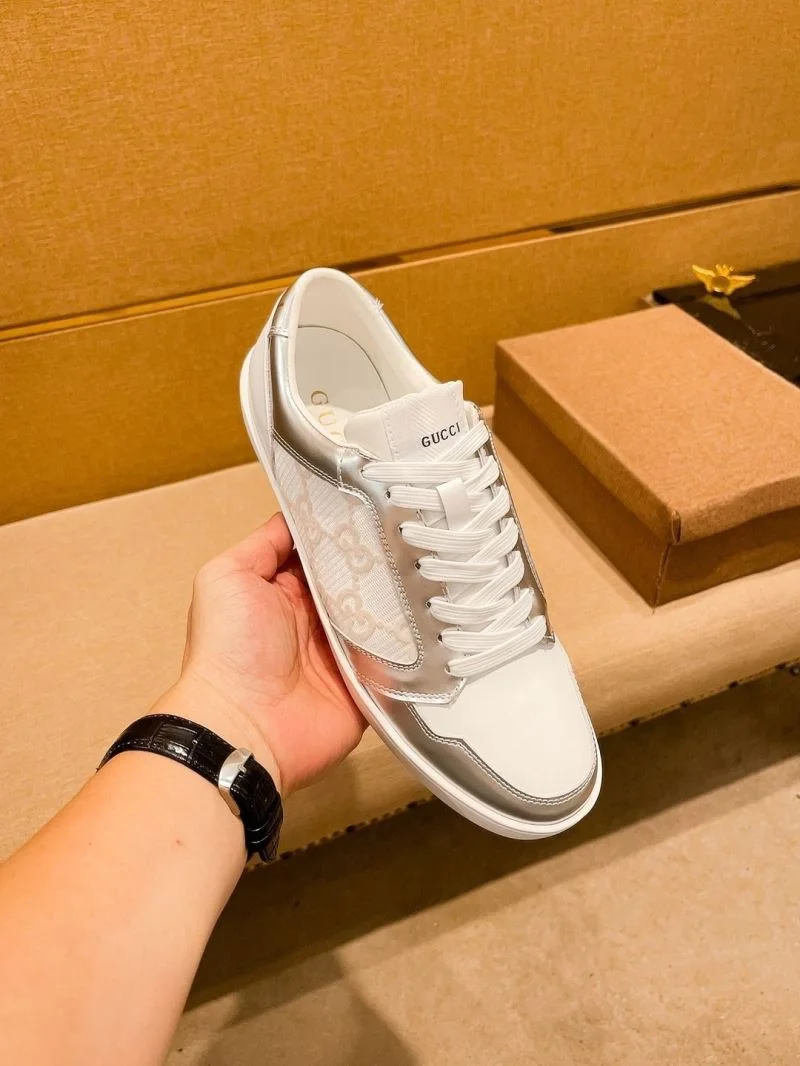 Gucci Low Shoes WeatherProof 25515