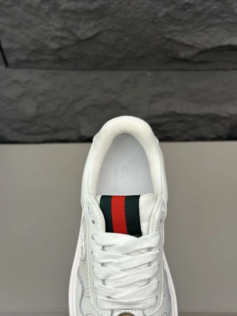Gucci Low Shoes Breathable 25517