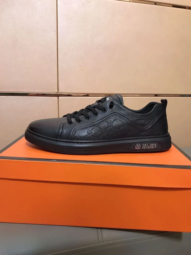 Gucci Low Shoes Unisex 25498