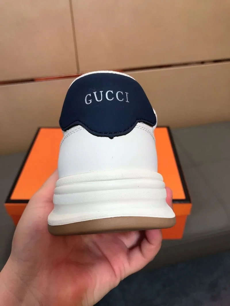 Vibrant Gucci Low Shoes 25492