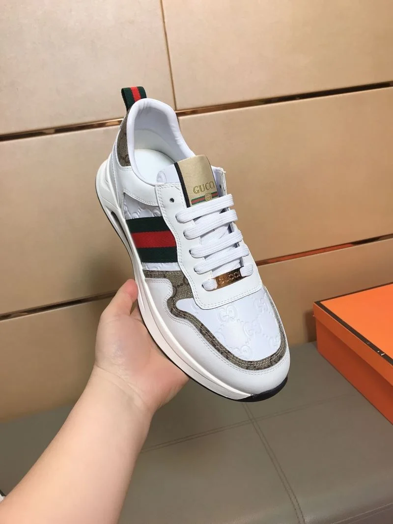 Lightweight Gucci Low Shoes 25547