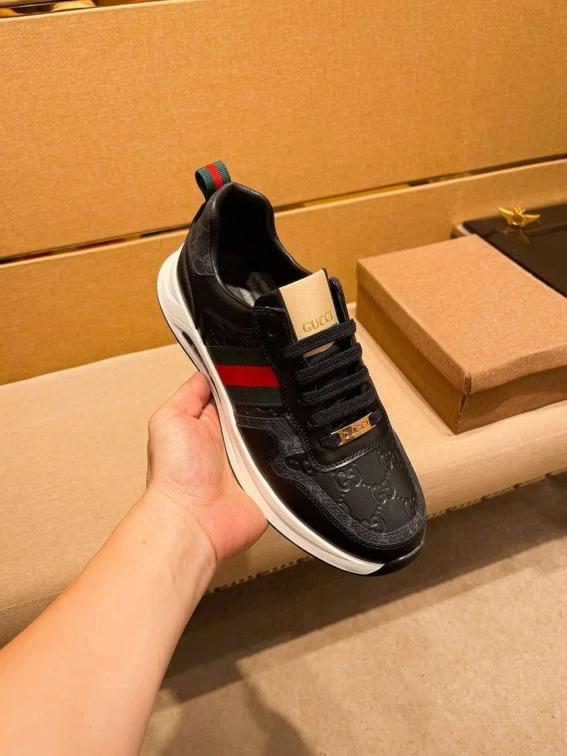 Modern Gucci Low Shoes 25502