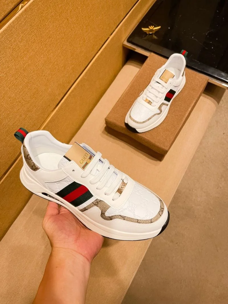 SmoothTexture Gucci Low Shoes 25485